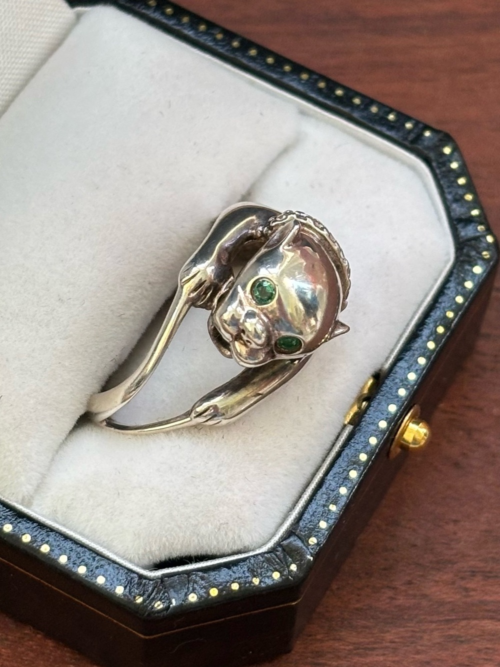 Stunning Vintage Sterling Silver Emerald Panther Wrap Around Ring Size 8